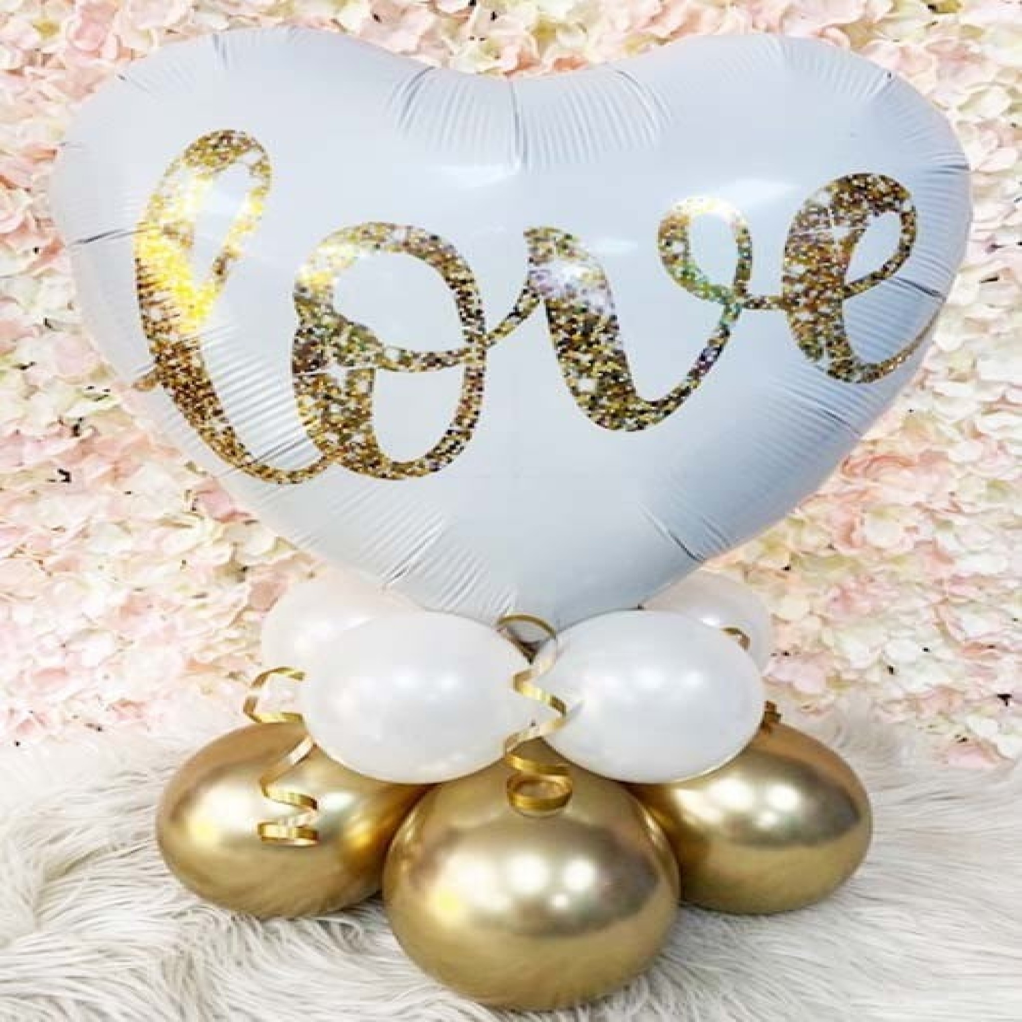 Elegant Gold & White Table Centerpiece â€“ Giant Heart Foil Balloon with Glitter Script "Love"
