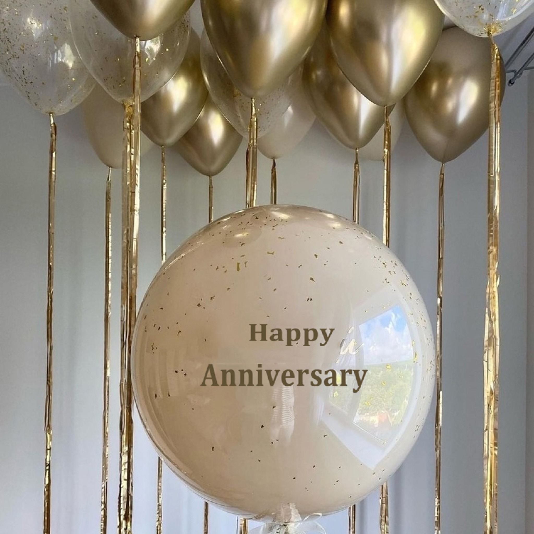 Elegant Hotel Anniversary Surprise Balloon Decoration