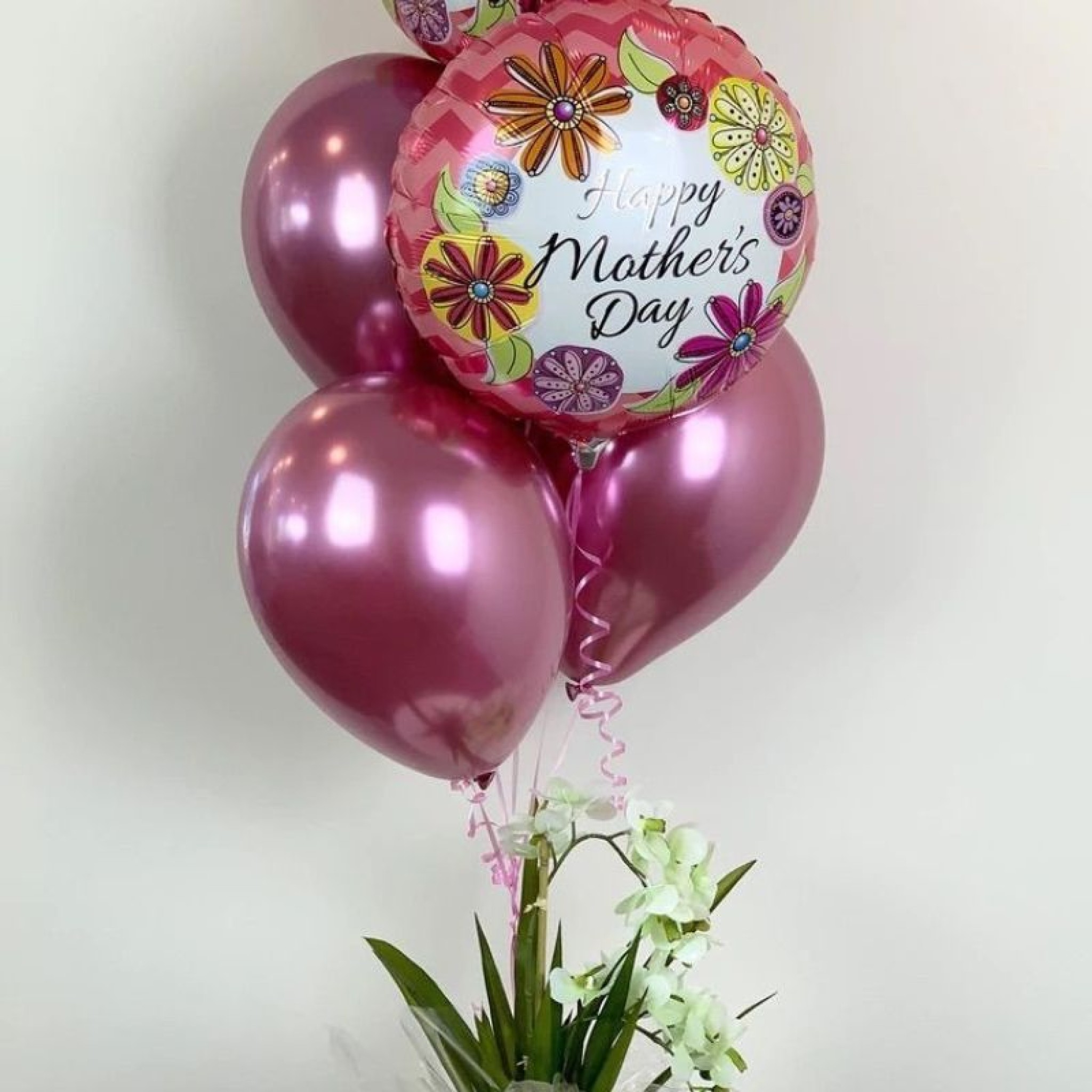 Motherâ€™s Day Balloon & Floral Gift Bouquet