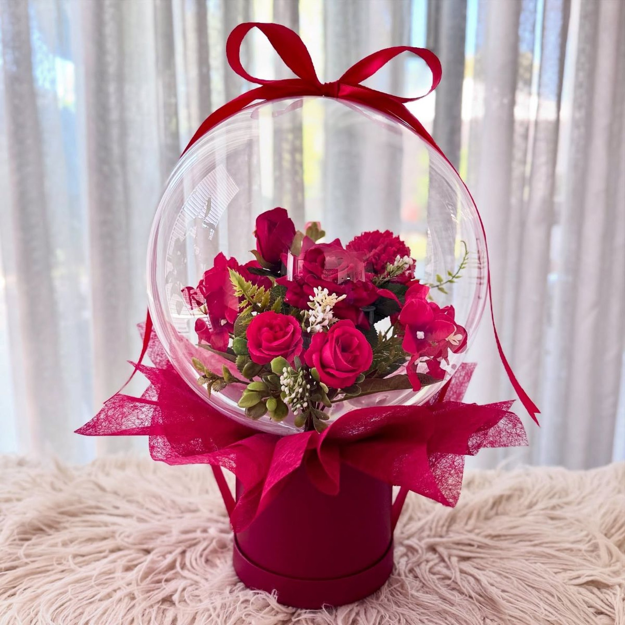 Premium Encapsulated Rose Bouquet Bubble Balloon Gift Box