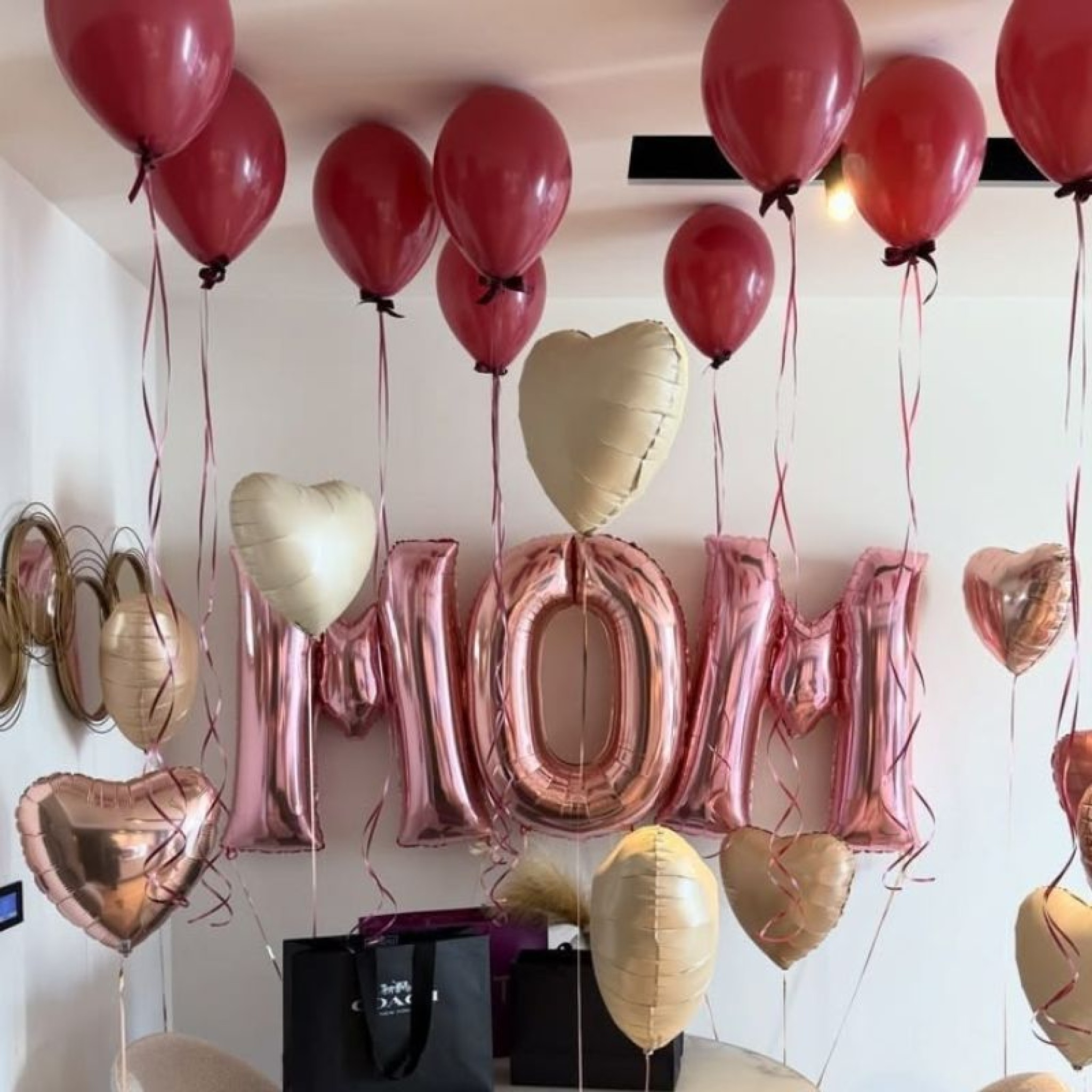Rose Gold MOM Balloon Surprise Setup with Heart Foil Balloons 