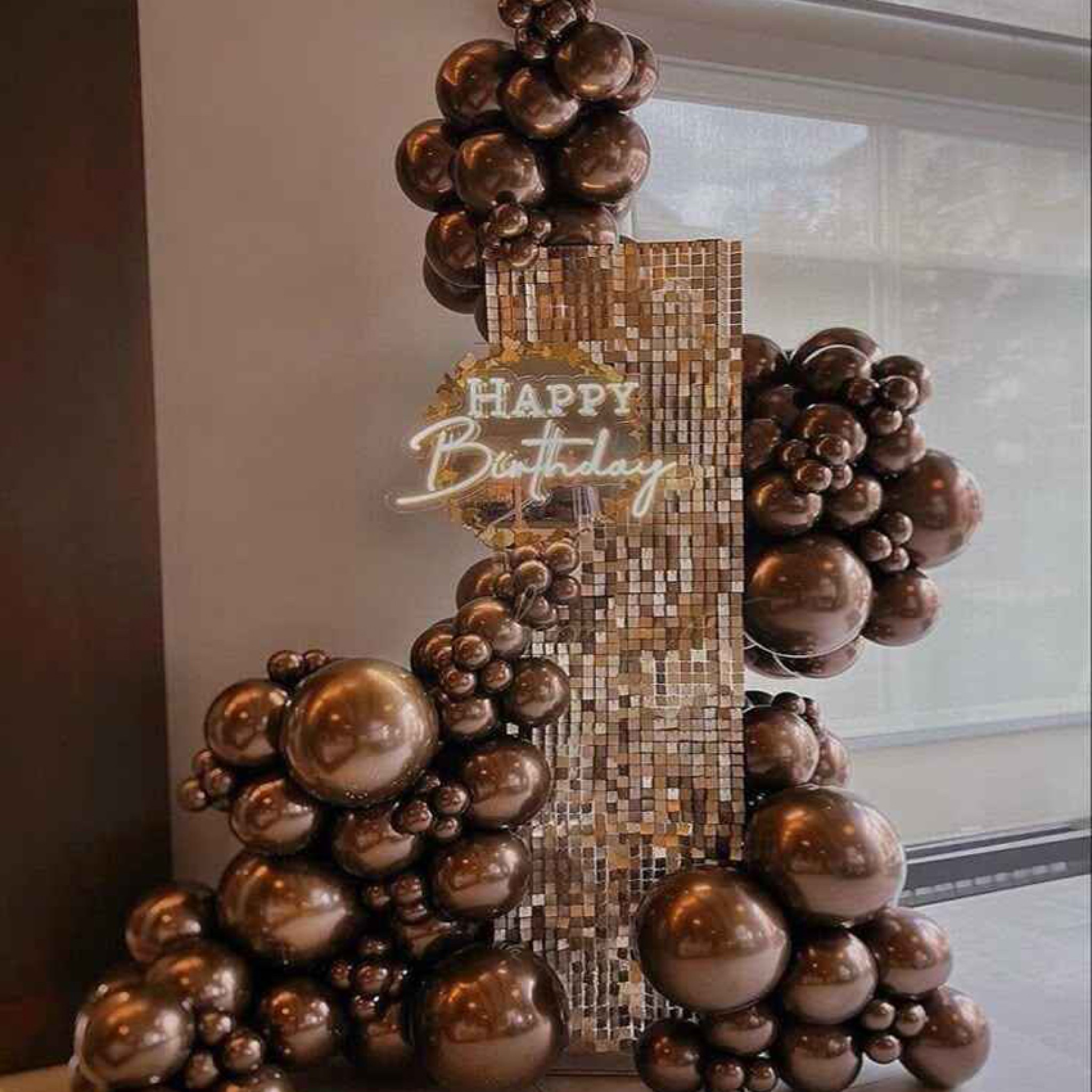 Shimmering Elegance: Rose Gold Balloon Setup in Dubai