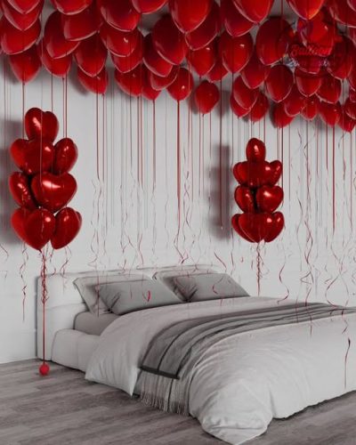 surprise in a hotel balloons
