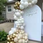 organic balloon garland
