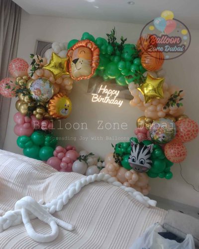 Jungle theme birthday balloons