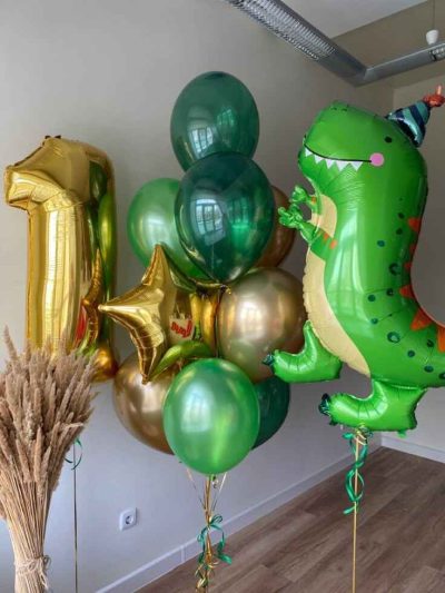 birthday balloons