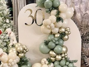 Anniversary balloons